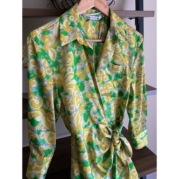 NWOT Zara Vibrant Green and Yellow Wrap Dress, Size XS - Picture 4 of 15